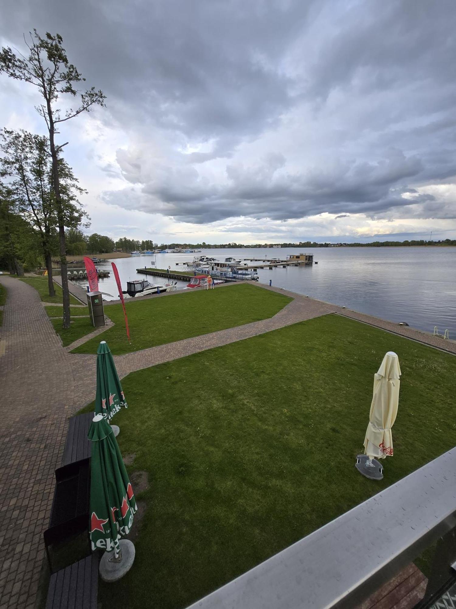 Domek Na Wodzie - Houseboat -Sauna, Taras Na Dachu, Dwie Sypialnie Mikołajki Extérieur photo