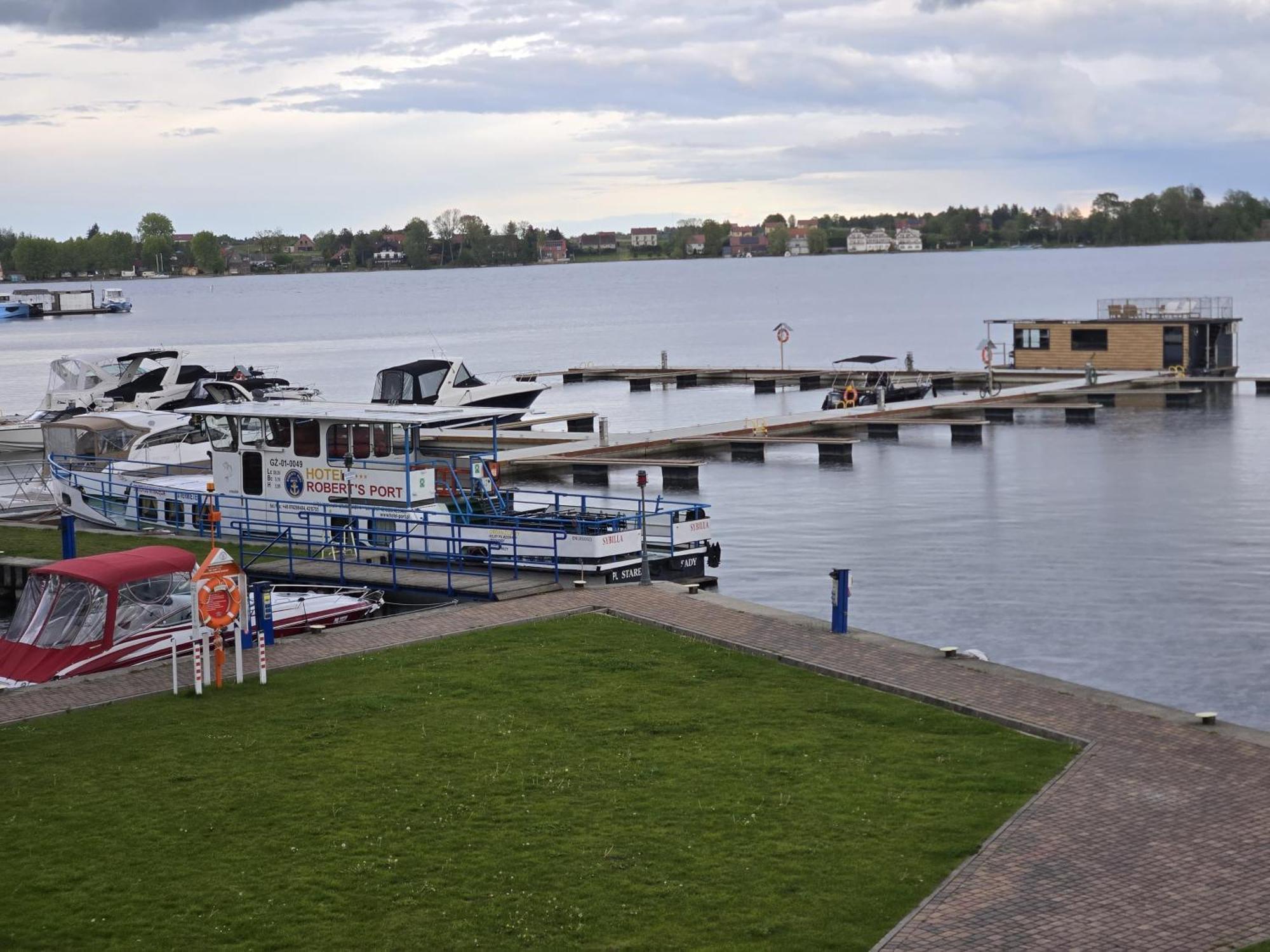 Domek Na Wodzie - Houseboat -Sauna, Taras Na Dachu, Dwie Sypialnie Mikołajki Extérieur photo